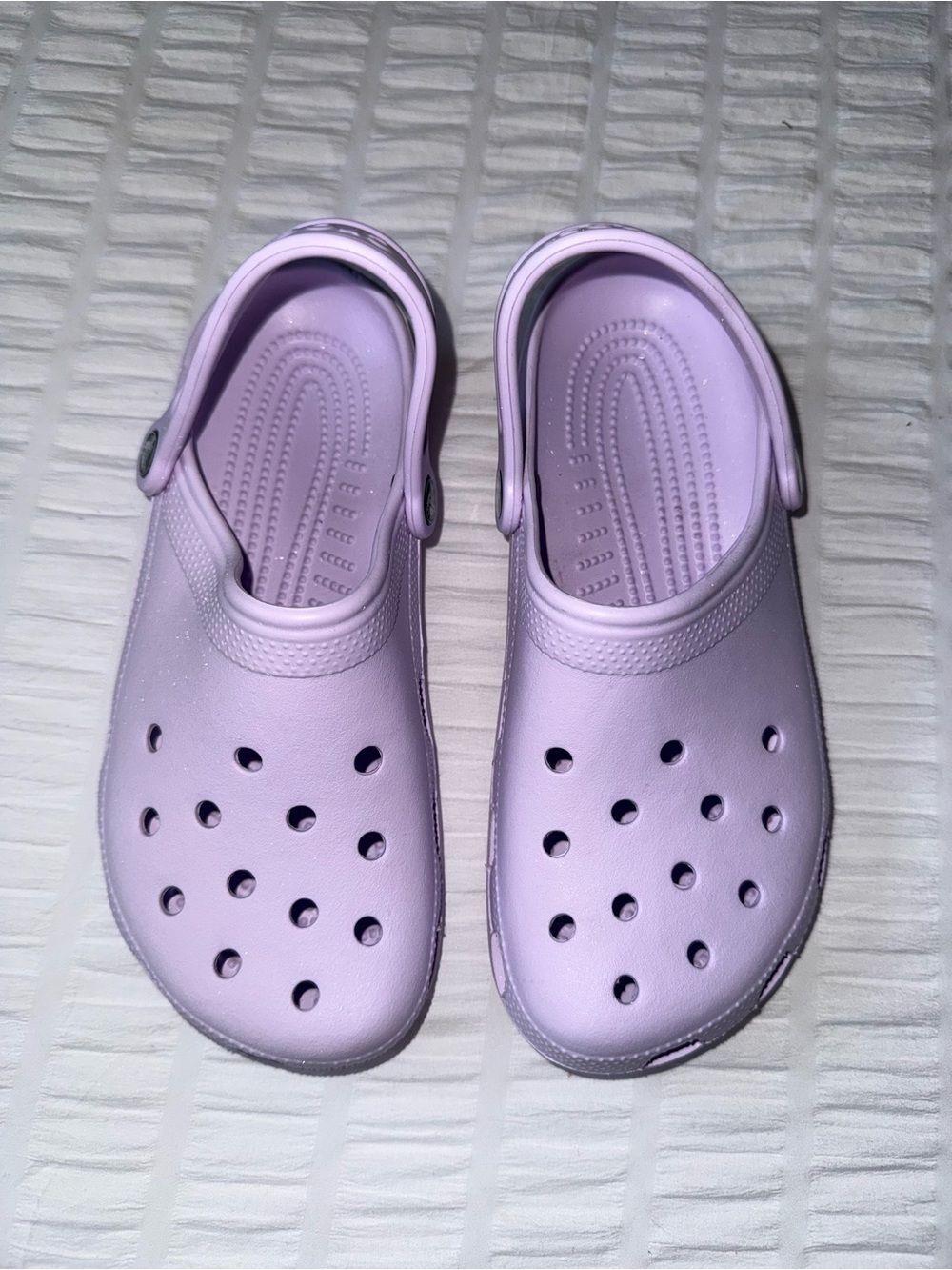 Crocs Women’s 9 Men’s 7 Lightweight Slip-On Clog in Lavender NEW !